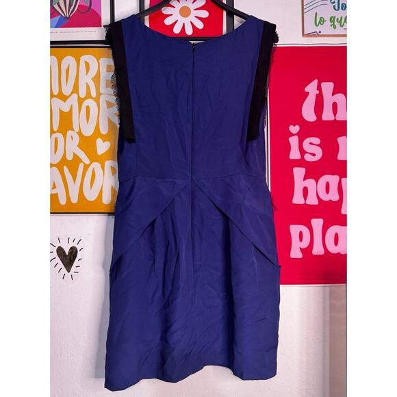 BCBGGeneration Women’s Blue Sheath Dress Size 6 Black Trim Sleeveless Pockets - Picture 2 of 5